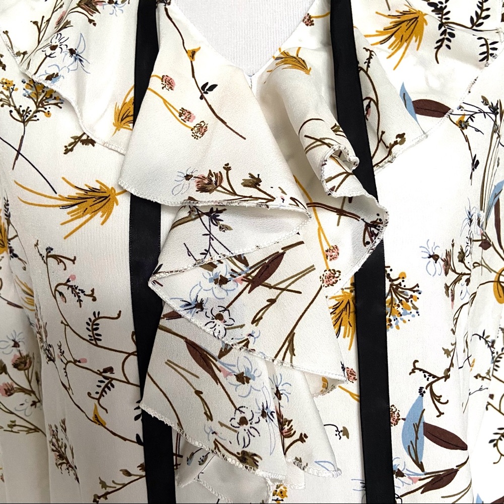 🌿Floral blouse - Picture 4 of 8